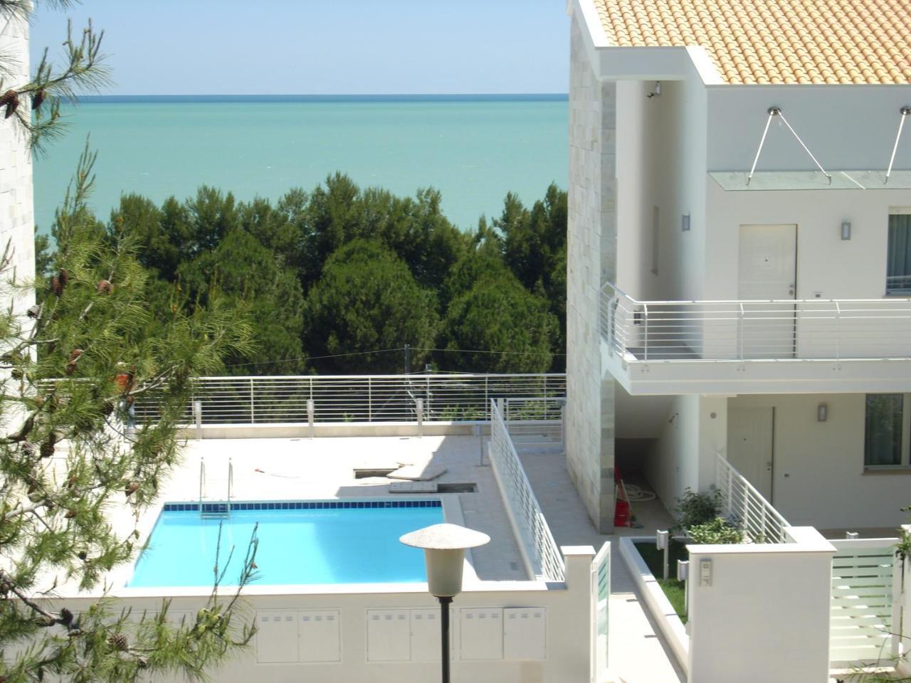 Cerrano Park Resort Пінето Екстер'єр фото