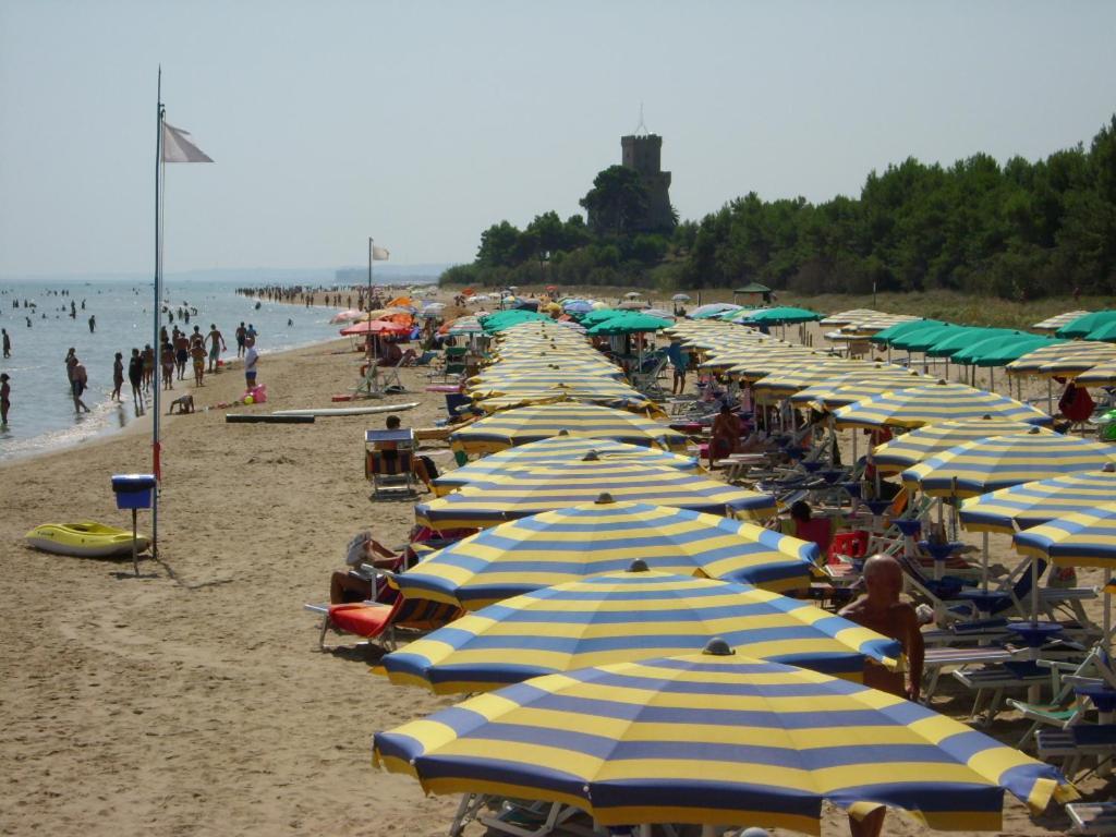 Cerrano Park Resort Пінето Екстер'єр фото