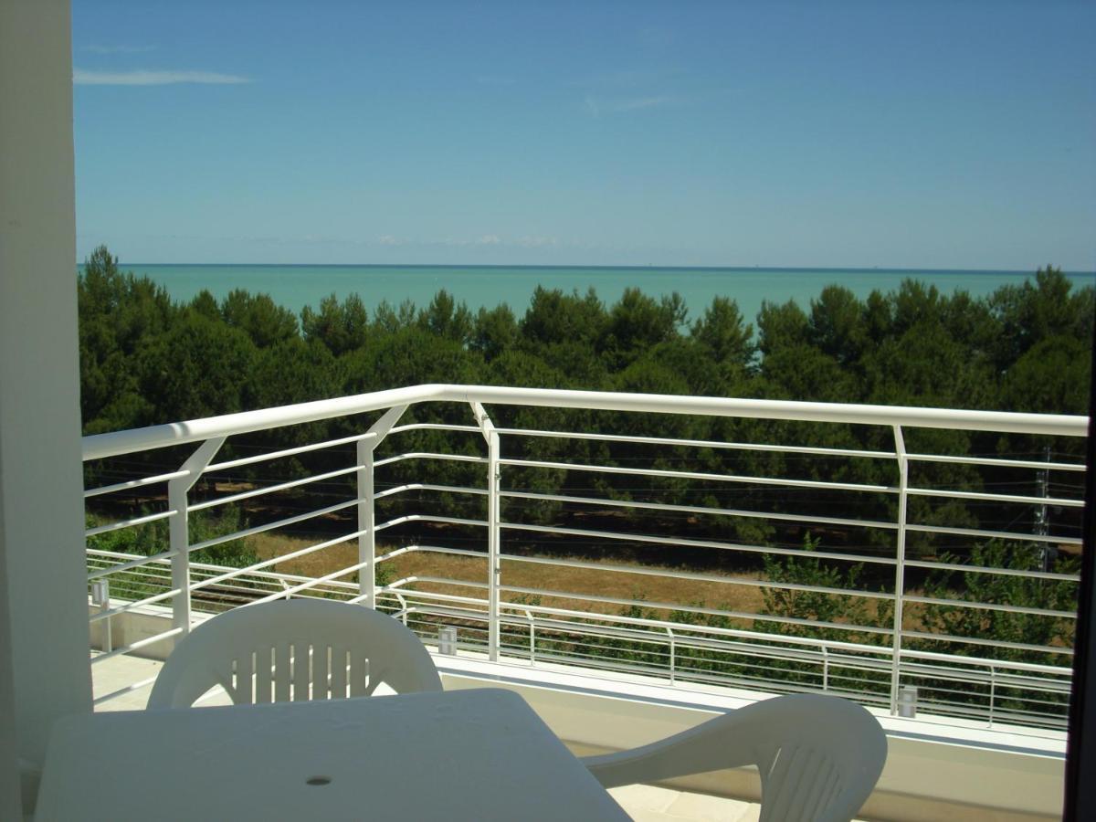 Cerrano Park Resort Пінето Номер фото